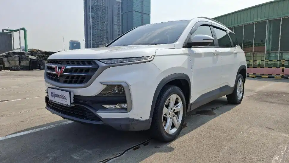 Wuling Almaz 1.5 Smart Enjoy 7-Seater Bensin-AT 2019