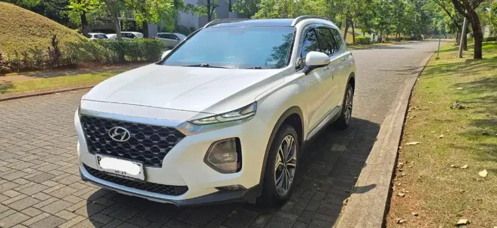 Hyundai Santa Fe 2019 CRDi XG Solar AT Putih