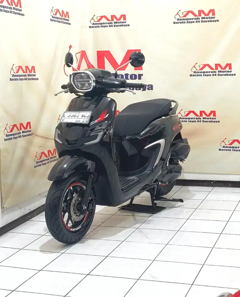Honda Stylo 160 CBS Tahun 2024 warna hitam