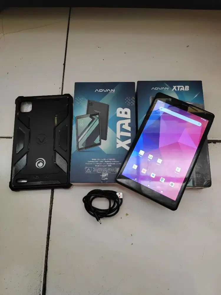 ADVAN XTAB 8 INCH 4/64 GB