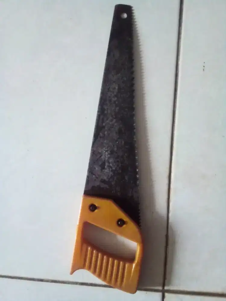 Gergaji tangan super tajam