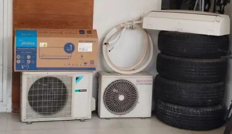 Ac sharp 1.5pk inverter