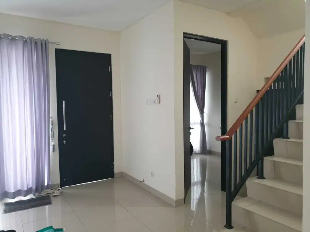 Dijual/disewa rumah dekat danau di cluster lavesh harapan indah 2 beka