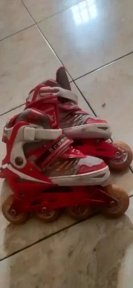 Sepatu roda anak 3. Sampai 6thn