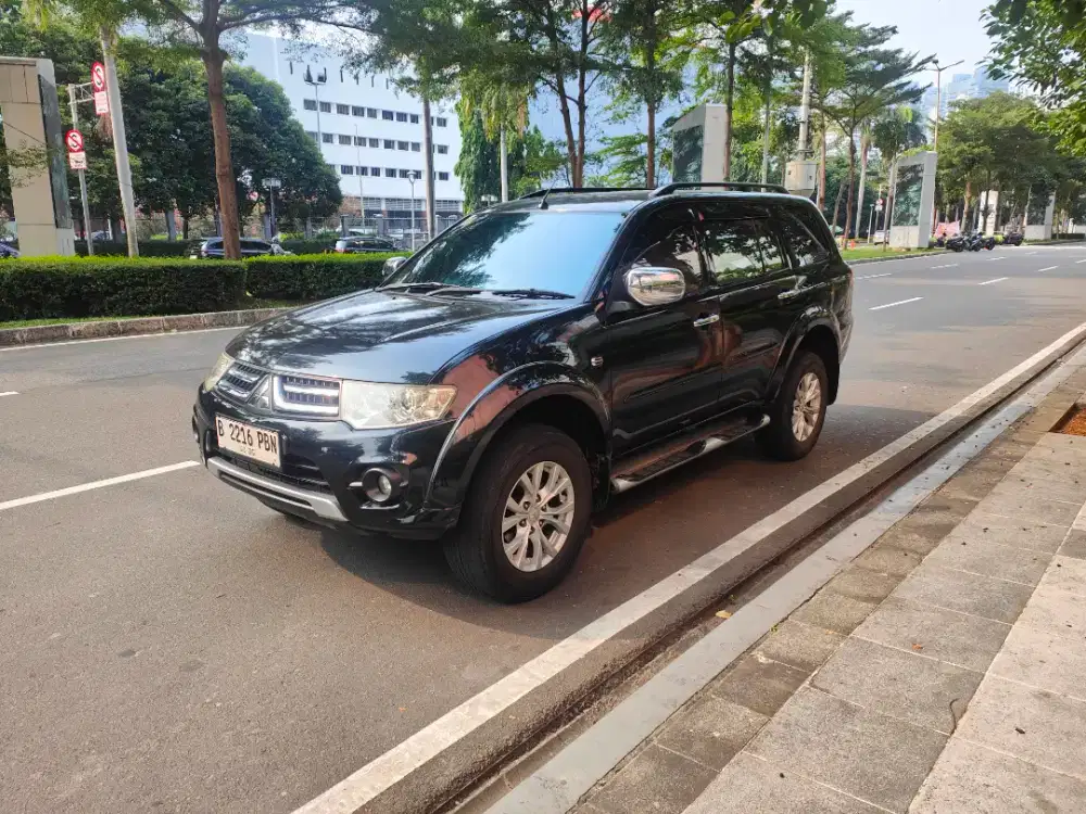 Nik 2015 Mitsubishi Pajero Sport diesel at tangan pertama full sepk