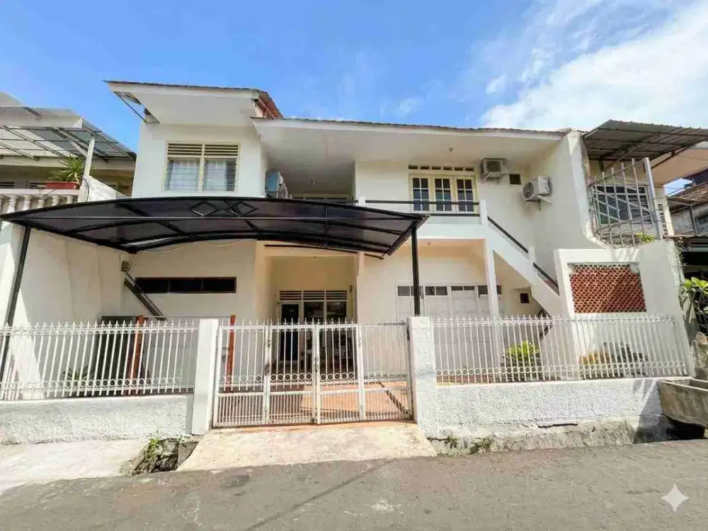 RUMAH 2 LANTAI DI TOMANG, JAKARTA BARAT
