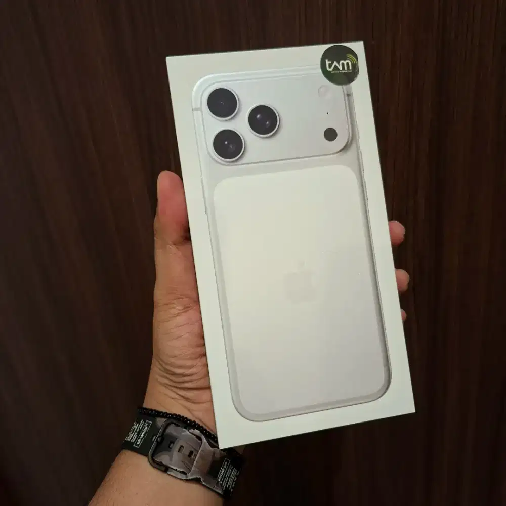 NEW IPHONE 17 PRO 256GB SILVER RESMI IBOX BARU SEGEL ORI JOGJA
