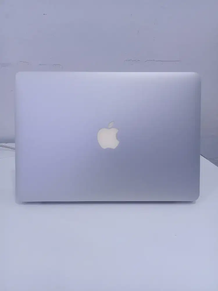 Macbook pro 2013 core i7 ram 8 GB SSD 500 GB OS big sur