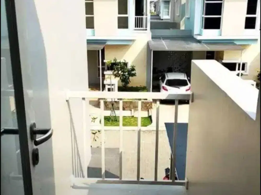 DIJUAL SUPER MURAH  Rumah HOOK Harapan Indah, Cluster Lavesh
