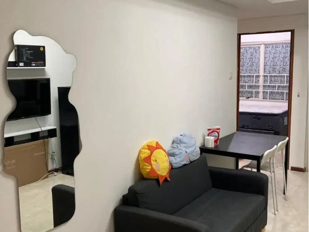 Disewakan Apartemen Royal Mediterania Garden Residences Podomoro City - 2 BR Furnished