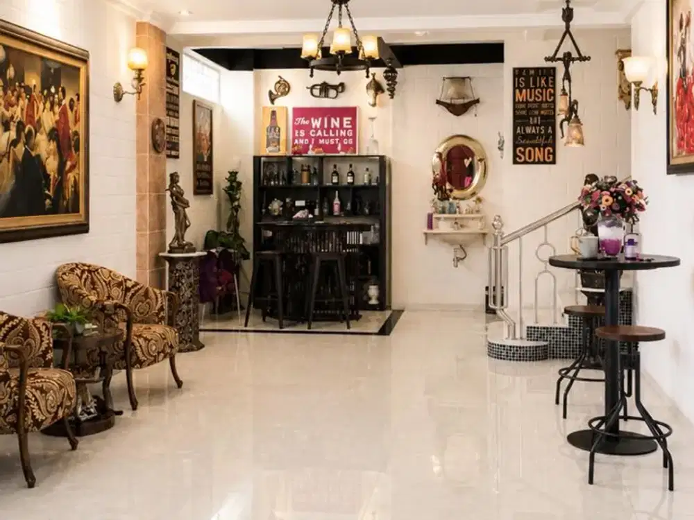 Rumah Dijual 4 Lantai di Pangeran Jayakarta Jakarta Pusat