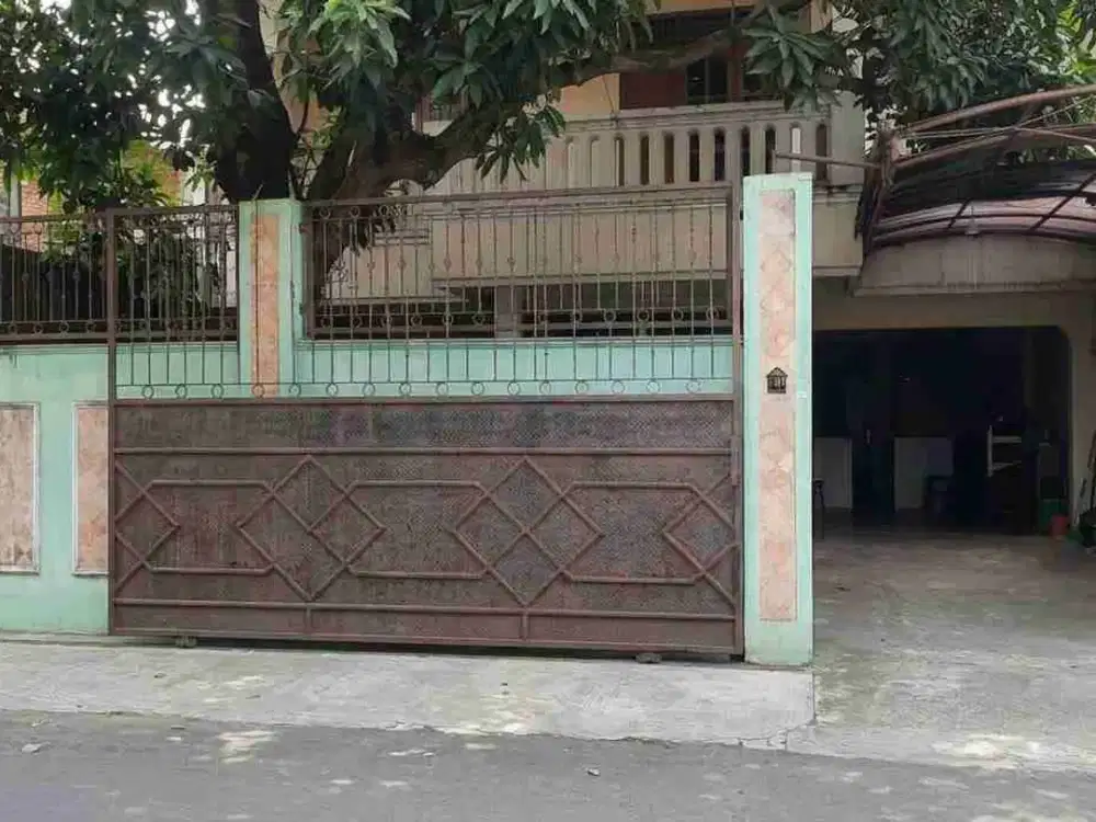 Di sewakan murah selatan Brother Solo Baru luas 150 m2