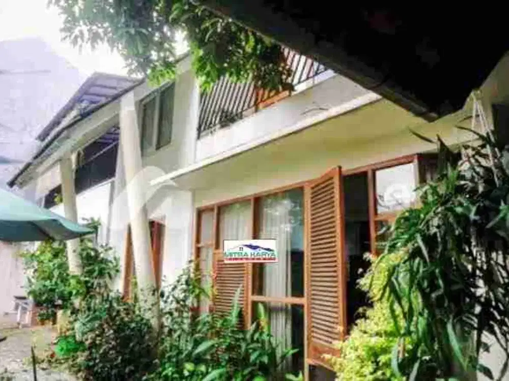 rumah sejuk & nyaman 8 kamar tidur 
Kebagusan dkt TB Simatupang
