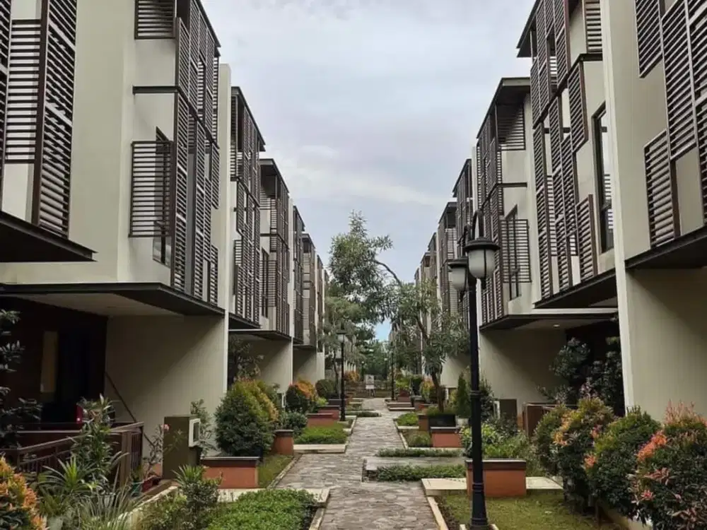 Rumah 3 lantai Greenwich Whelford BSD, Tangerang Selatan