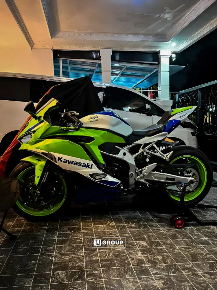 FOR SALE!! Kawasaki Ninja ZX25RR 40th Anniversary 2024