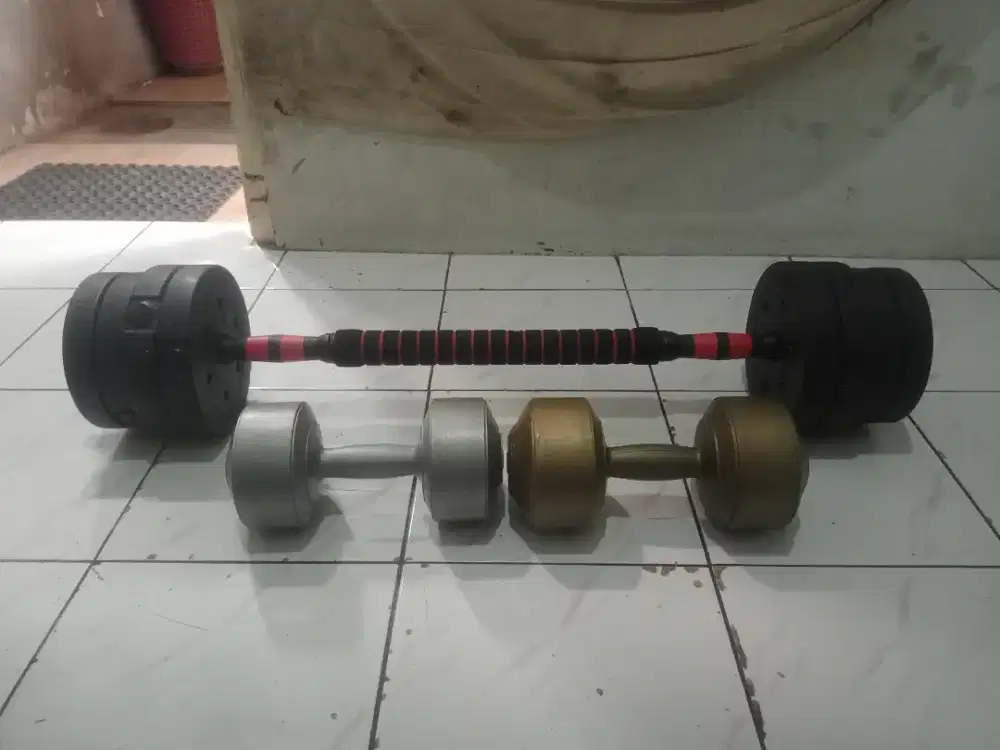 Barbel fitnes olah raga