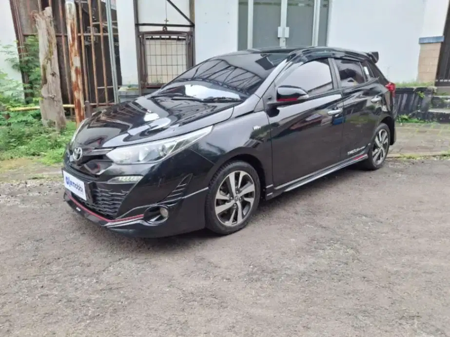 Like New - Toyota Yaris 1.5 TRD Sportivo Bensin AT 2018 Hitam