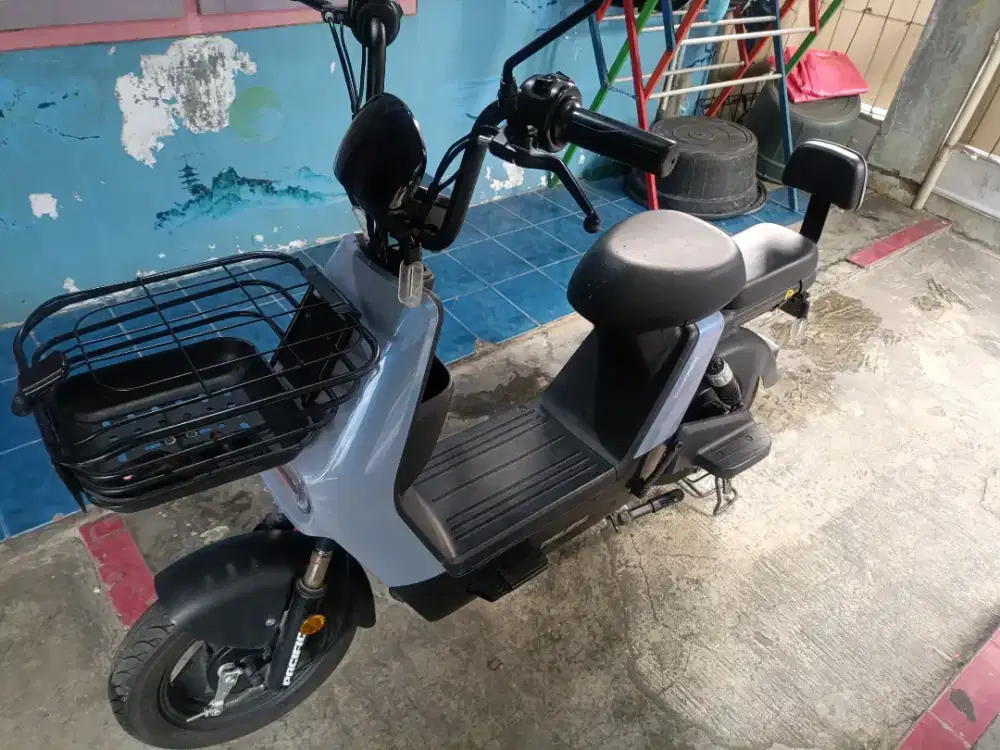 SEPEDA LISTRIK PASIFIC VERTEX