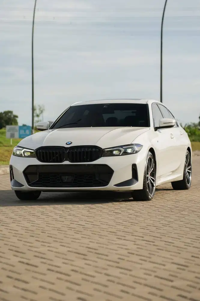 [TERMURAH] BMW 330i 2024
