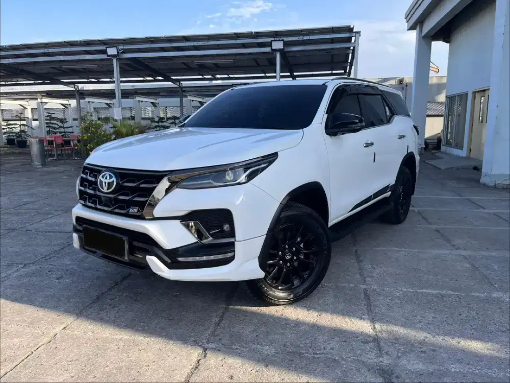 Toyota Fortuner 2,8 Gr Sport 4x2 At 2024