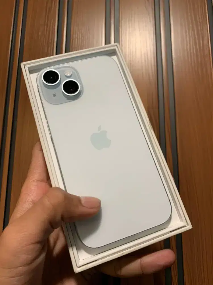 iPhone 15 basic blue 128gb iBox