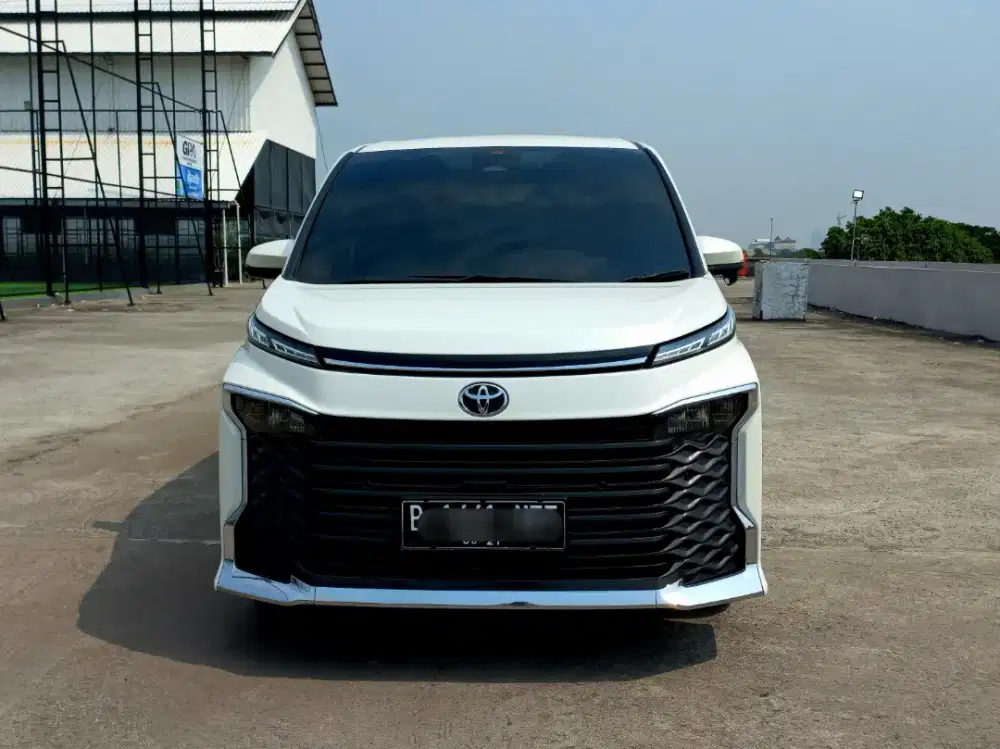 ORISINIL TERAWAT | PAJAK BARU | TOYOTA VOXY 2022 PAKAI 2023