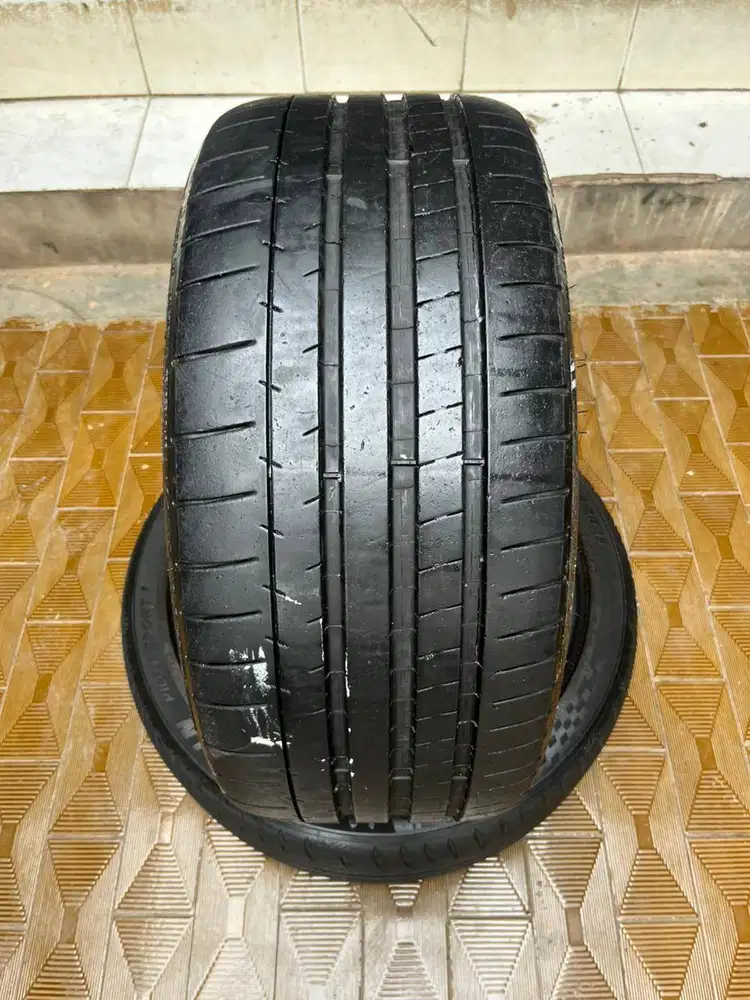 Ban Michelin Pilot Super Sport  245 35 r19  1Pcs