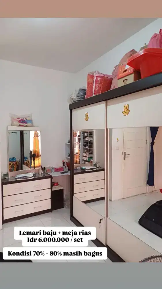 Lemari pakaian + meja rias