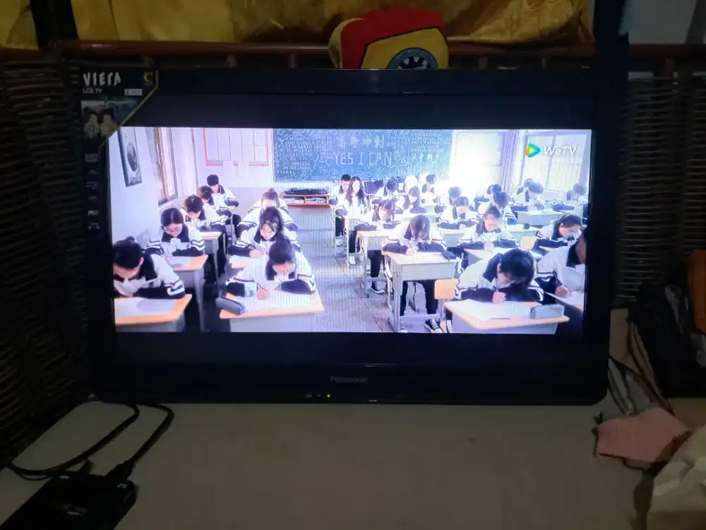 TV panasonic LCD 32 inc normal siap pakai