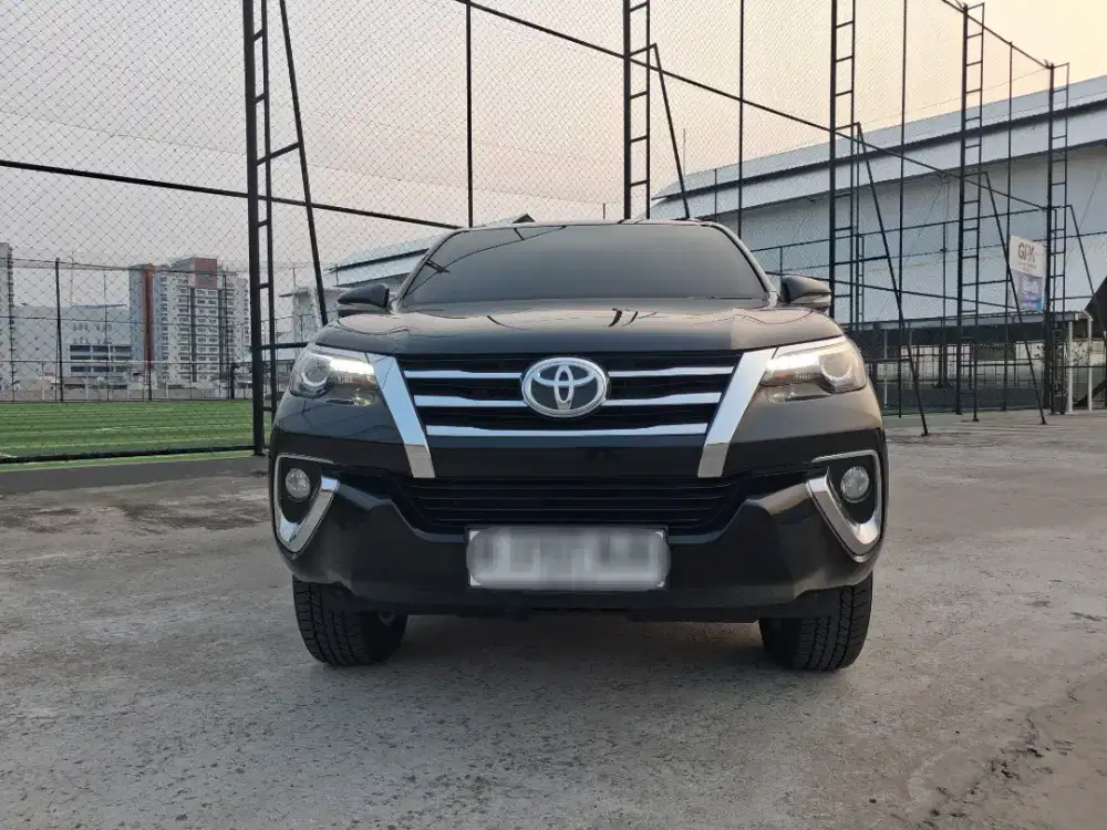 Antik Km 60k Toyota Fortuner 2.5 VRZ 2016 Hitam