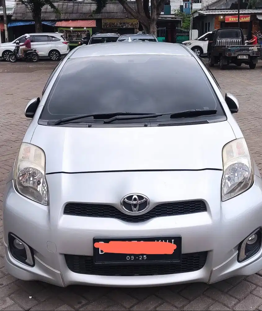 Toyota Yaris Type E 1500 AT 2013