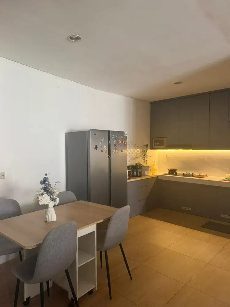 RUMAH DIJUAL SEMI FURNISHED DI CENDANA GARDN LIPPO KARAWACI