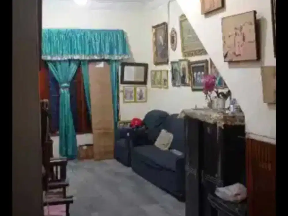 Di jual rumah daerah tebet jaksel Pinggir jalan raya , Cocok bangwt un