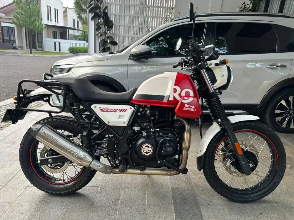 Dijual Motor Royal Enfield  Scram 411 Simpenan Jarang dipakai