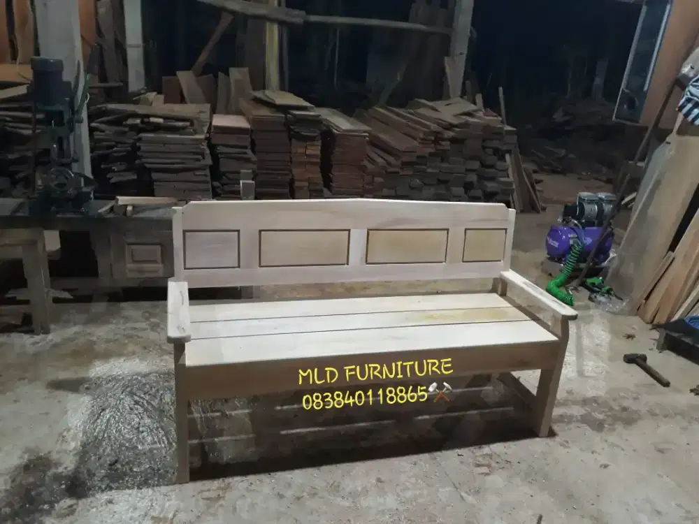 Resban, lincak, kursi panjang, kursi teras, kursi makan, kursi tamu