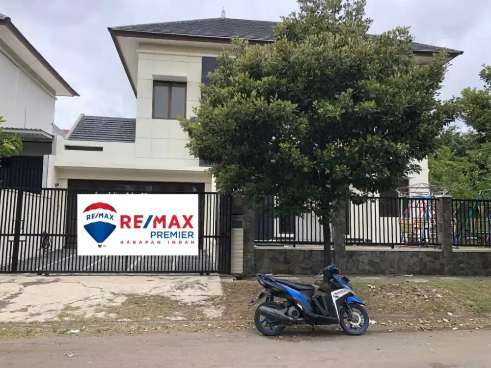 Dijual rumah hoek pinggir jalan siap huni cocok untuk usaha di harapan