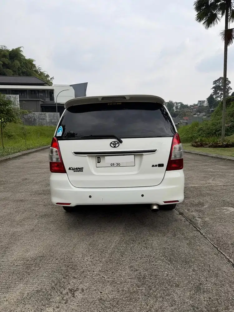 (CASH) Innova 2.5 G Diesel Matic