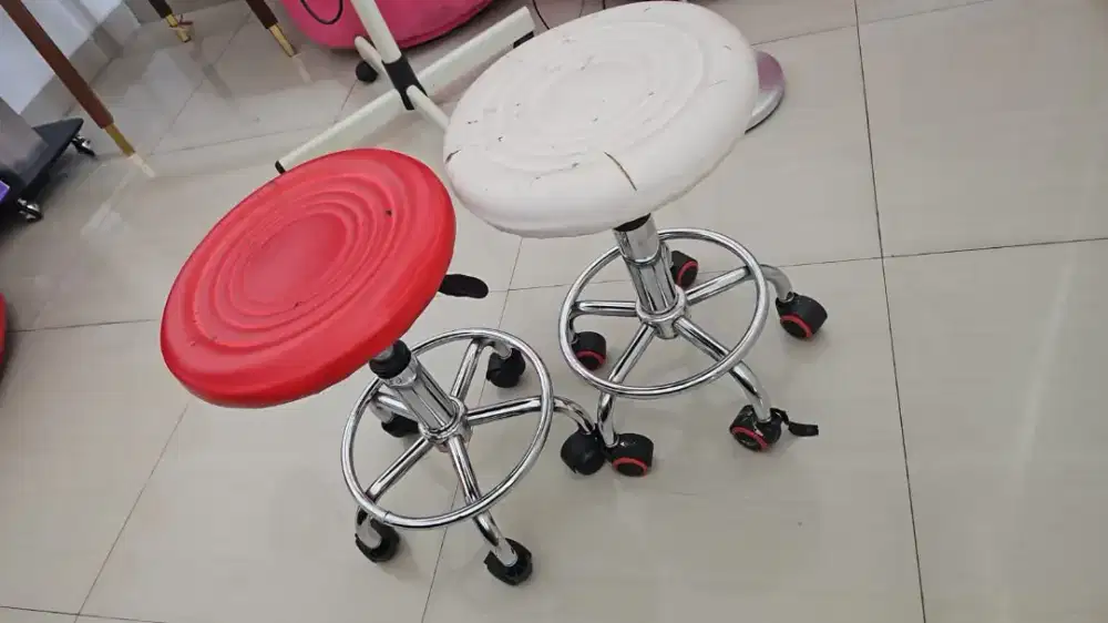 Bangku bulat untuk salon atau eyelash