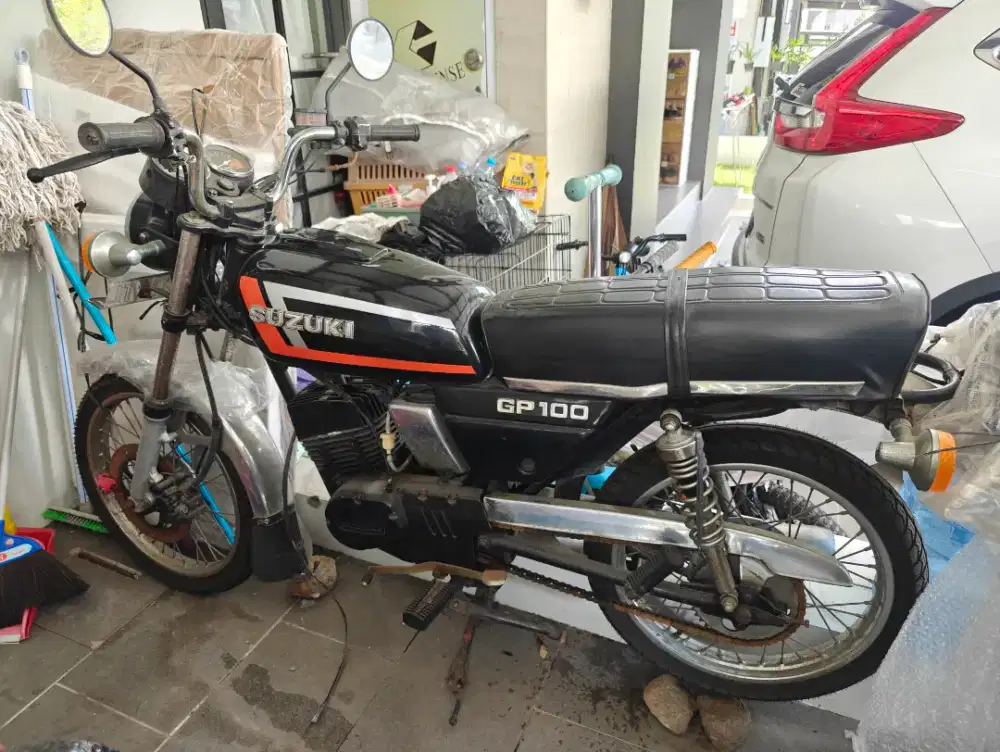 Motor Suzuki GP 125 2T