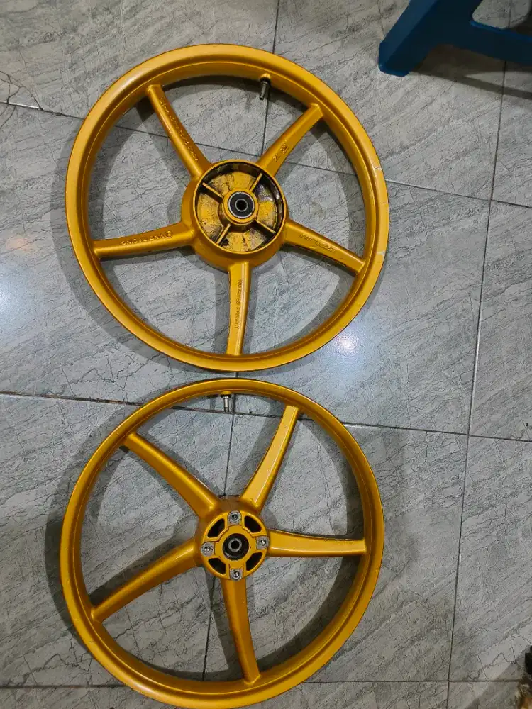 Velg copy RCB merk VND fullset depan belakang