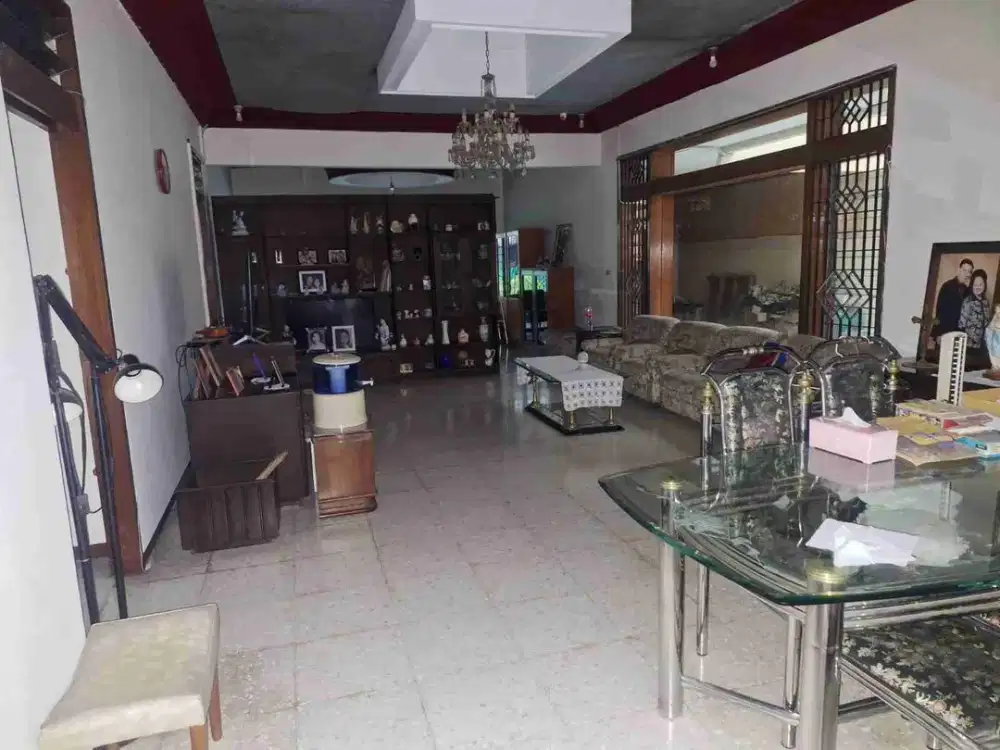 Disewakan Rumah Usaha Di Lokasi Strategis Sayap RIAU