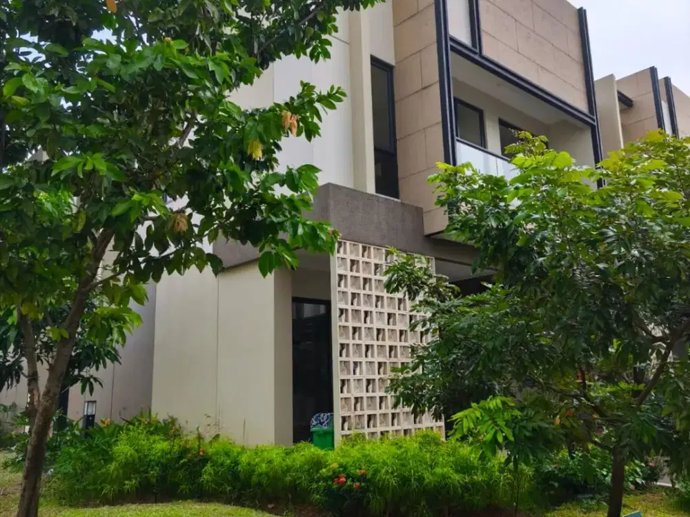 RUMAH HOOK SEMI FURNISH CARSON GADING SERPONG RAPIH