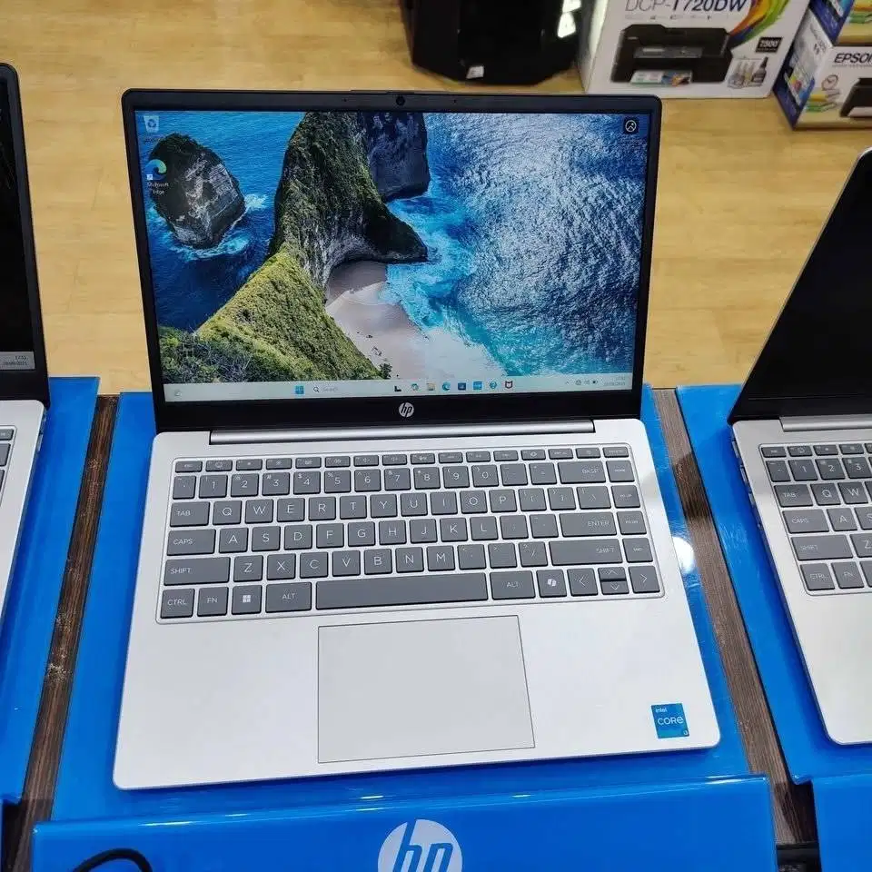 HP 14 EP0261TU EP0260TU Intel Core i3-1315U 8GB SSD 512GB W11+OH2024