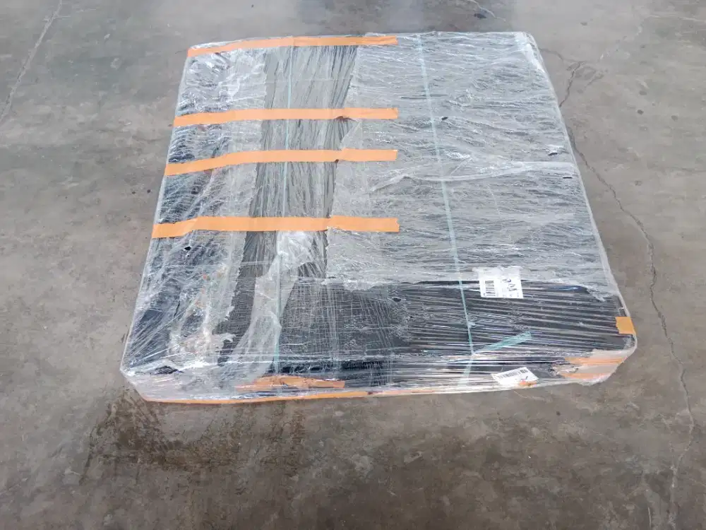 Pallet plastik bekas untuk industri