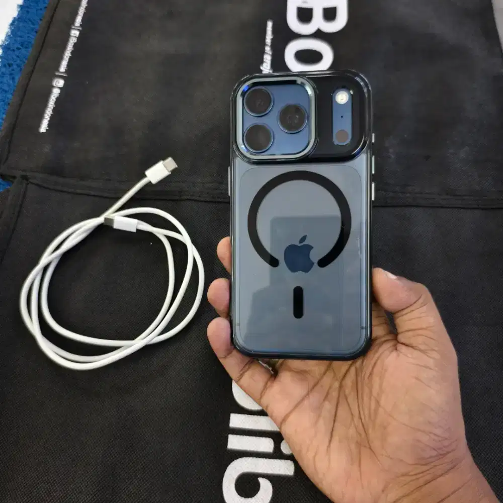 Iphone 17 Pro 128gb HP Casan 99% like new BH 95%Grs resmi iBox