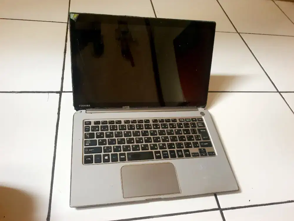 Cover Casing thosiba dynabook kira