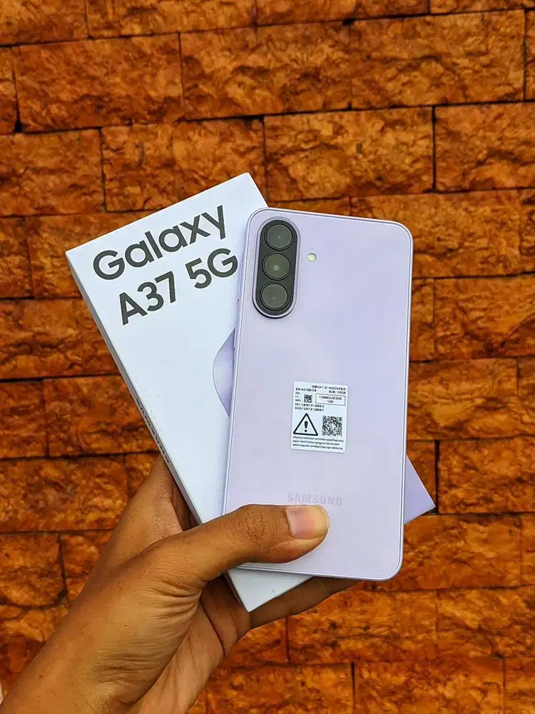 Samsung A37 5G 8/128 GB Like New