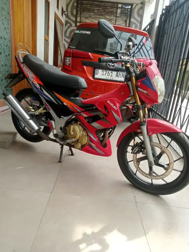Suzuki satria Fu plat nomor Bandung