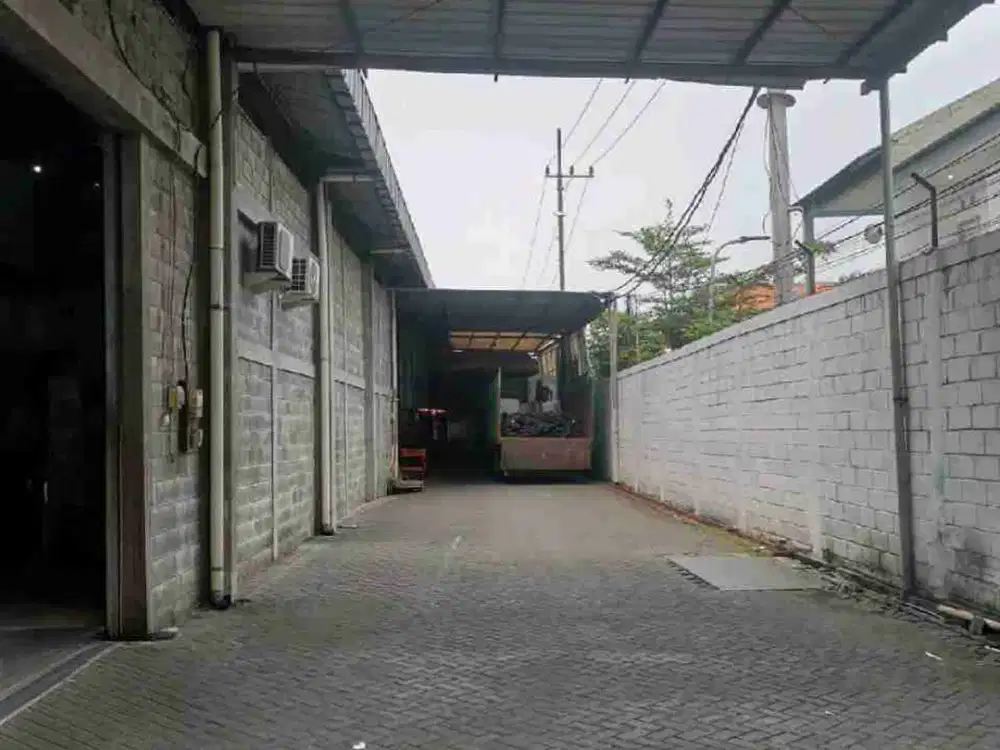 Disewakan Gudang Raya Kenjeran Strategis Siap Pakai