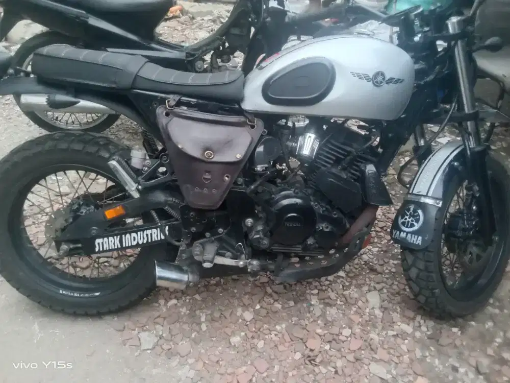 Yamaha Byson custom